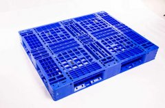 塑料托盘长期暴漏会不会受潮?